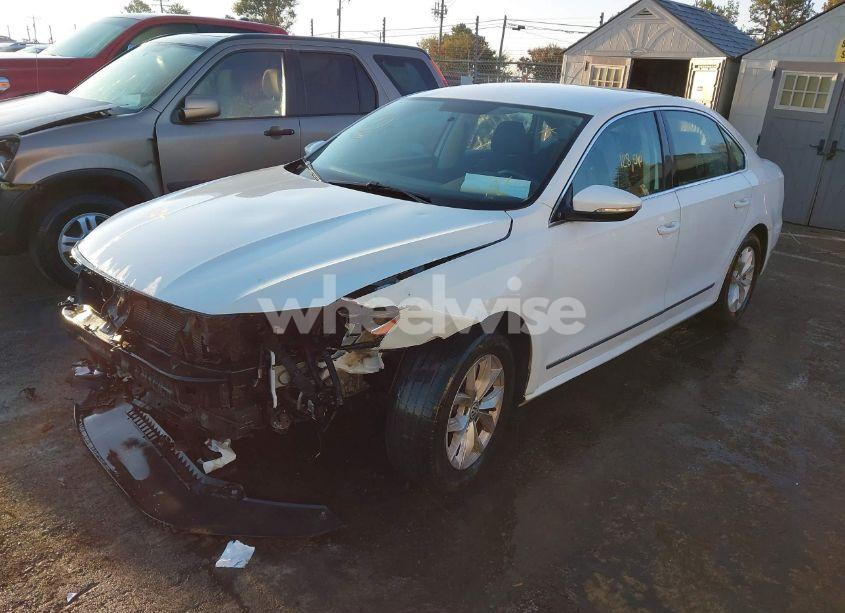 Photo 2 of 2016 Volkswagen Passat 1.8T S (VIN 1VWAT7A3XGC035860)