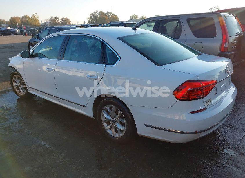 Photo 3 of 2016 Volkswagen Passat 1.8T S (VIN 1VWAT7A3XGC035860)