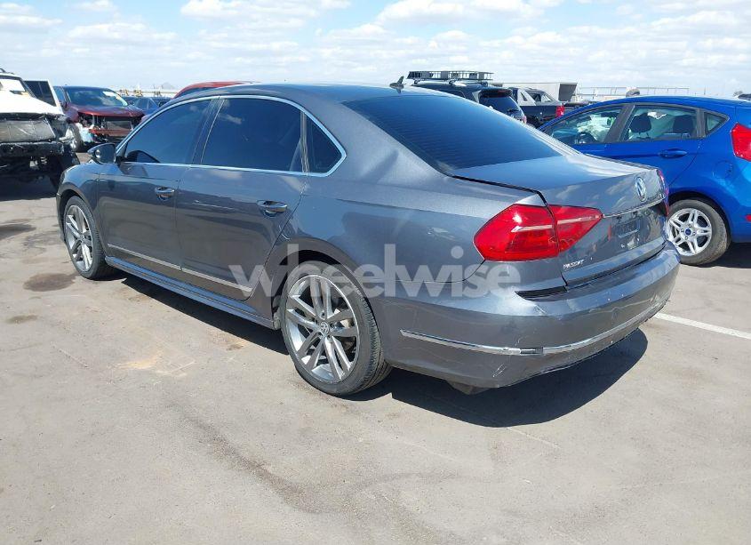 Photo 3 of 2016 Volkswagen Passat 1.8T R-LINE (VIN 1VWAT7A3XGC036619)