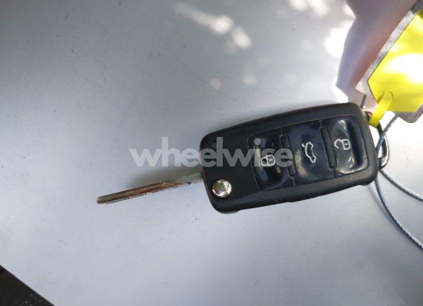 Photo 11 of 2016 Volkswagen Passat 1.8T S (VIN 1VWAT7A3XGC042002)