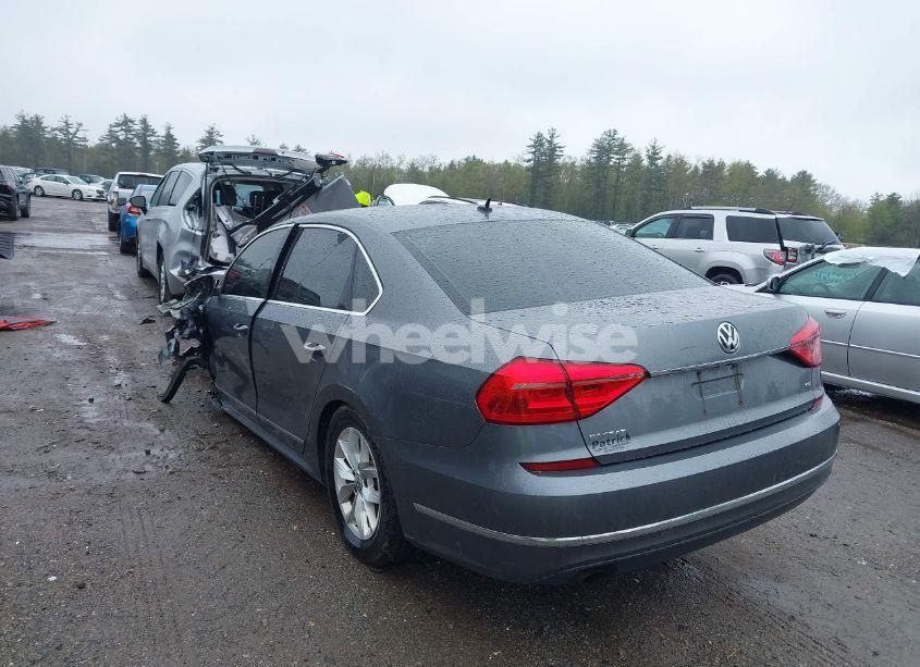 Photo 3 of 2016 Volkswagen Passat 1.8T S (VIN 1VWAT7A3XGC058667)