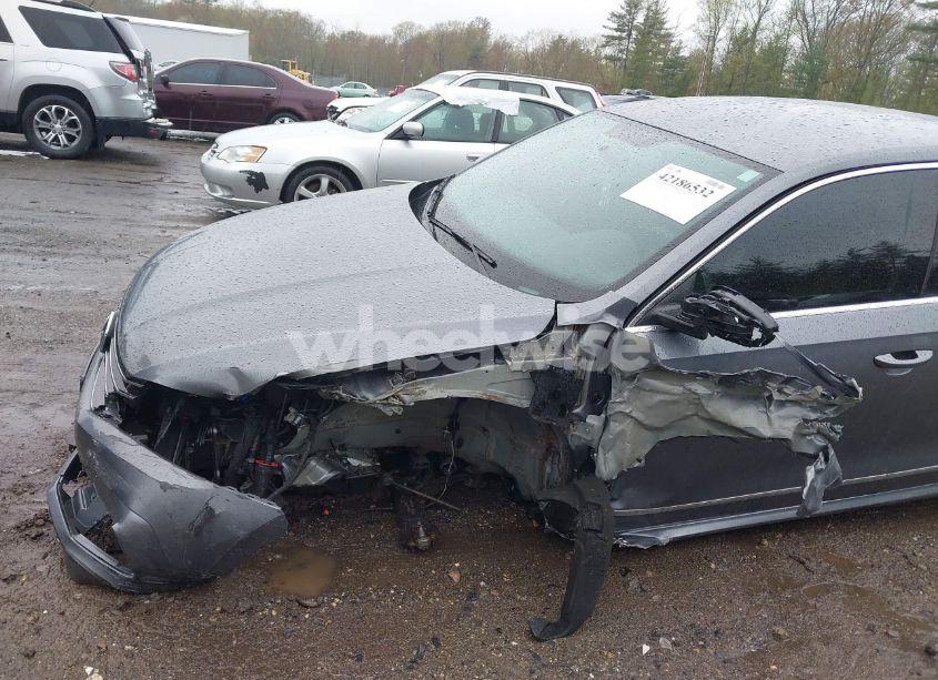 Photo 6 of 2016 Volkswagen Passat 1.8T S (VIN 1VWAT7A3XGC058667)