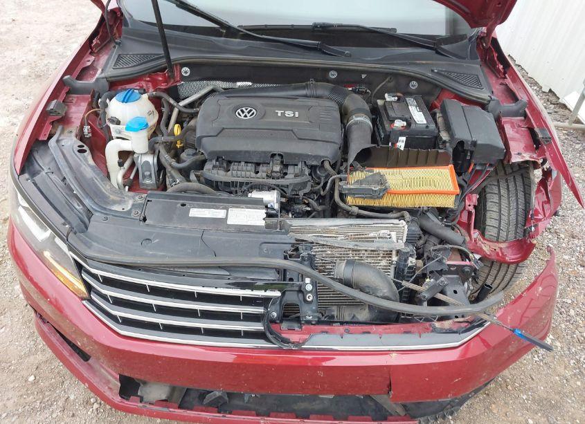 Photo 10 of 2017 Volkswagen Passat 1.8T S (VIN 1VWAT7A3XHC042423)