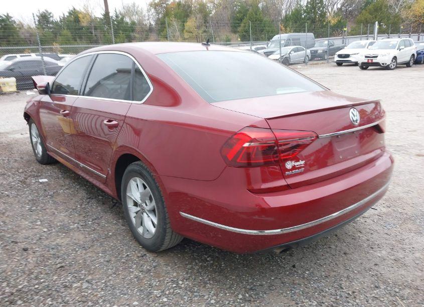 Photo 3 of 2017 Volkswagen Passat 1.8T S (VIN 1VWAT7A3XHC042423)