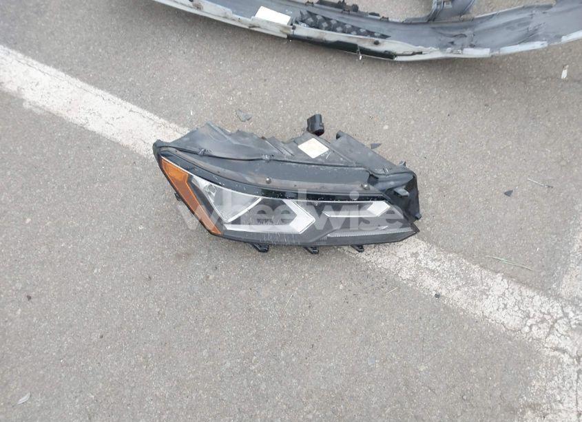 Photo 12 of 2017 Volkswagen Passat 1.8T S (VIN 1VWAT7A3XHC067757)