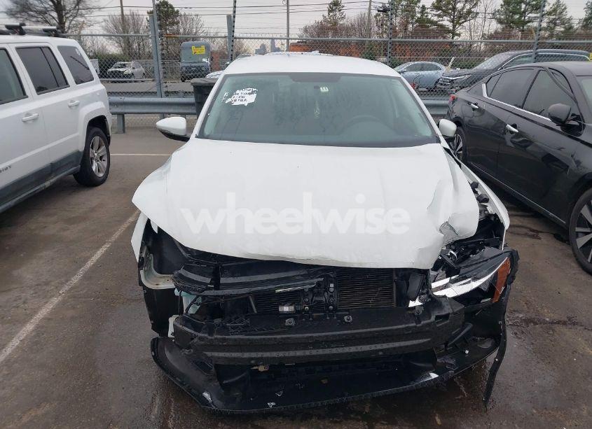 Photo 13 of 2017 Volkswagen Passat 1.8T S (VIN 1VWAT7A3XHC067757)