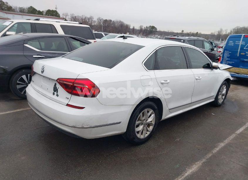 Photo 4 of 2017 Volkswagen Passat 1.8T S (VIN 1VWAT7A3XHC067757)