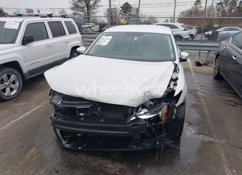 Photo 6 of 2017 Volkswagen Passat 1.8T S (VIN 1VWAT7A3XHC067757)