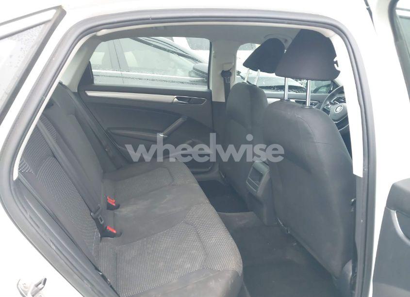 Photo 8 of 2017 Volkswagen Passat 1.8T S (VIN 1VWAT7A3XHC067757)