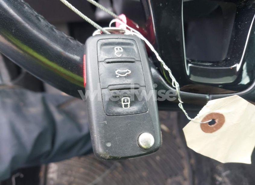 Photo 11 of 2018 Volkswagen Passat 2.0T SE (VIN 1VWBA7A30JC027347)