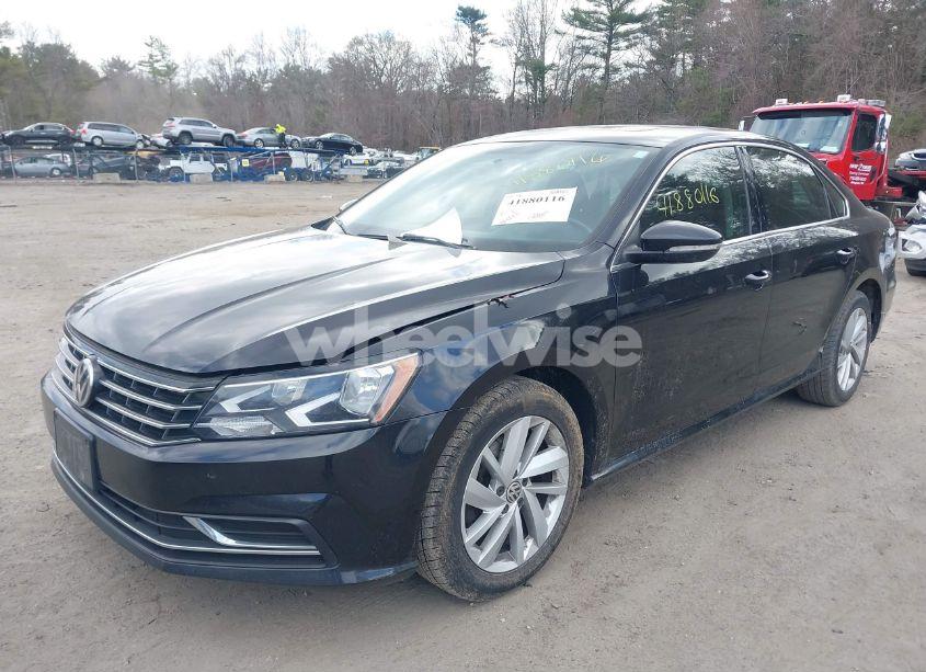 Photo 2 of 2018 Volkswagen Passat 2.0T SE (VIN 1VWBA7A30JC027347)