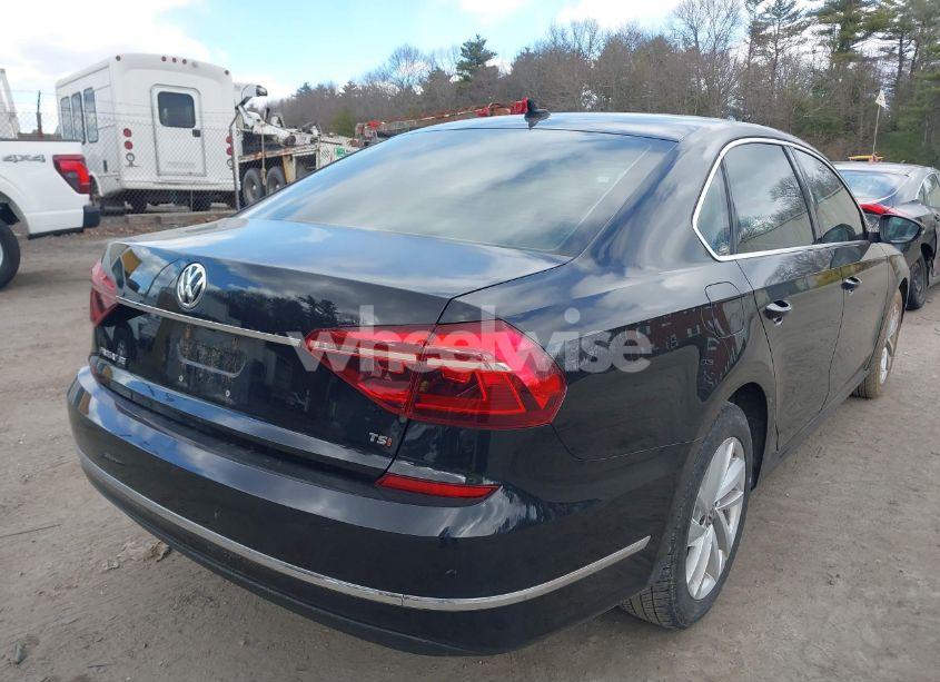 Photo 4 of 2018 Volkswagen Passat 2.0T SE (VIN 1VWBA7A30JC027347)