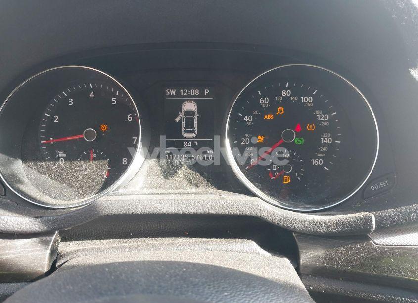 Photo 7 of 2018 Volkswagen Passat 2.0T SE (VIN 1VWBA7A31JC045002)