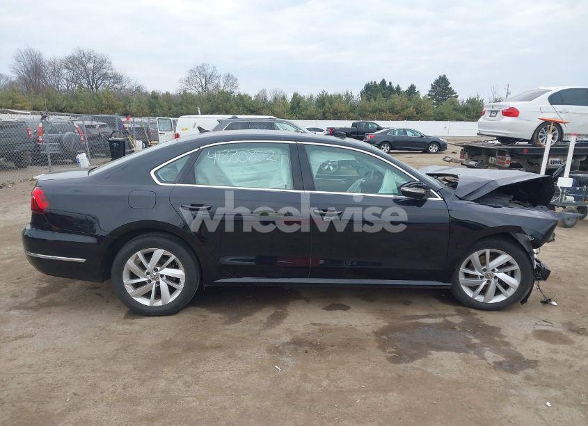 Photo 12 of 2018 Volkswagen Passat 2.0T SE (VIN 1VWBA7A32JC013174)