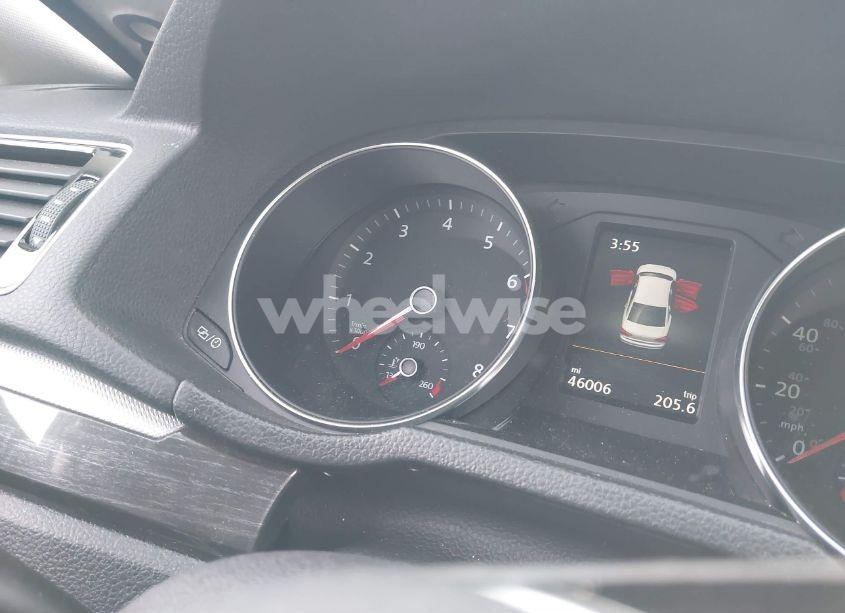 Photo 15 of 2018 Volkswagen Passat 2.0T SE (VIN 1VWBA7A32JC027527)