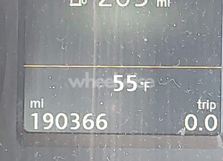 Photo 15 of 2018 Volkswagen Passat 2.0T SE (VIN 1VWBA7A33JC026032)