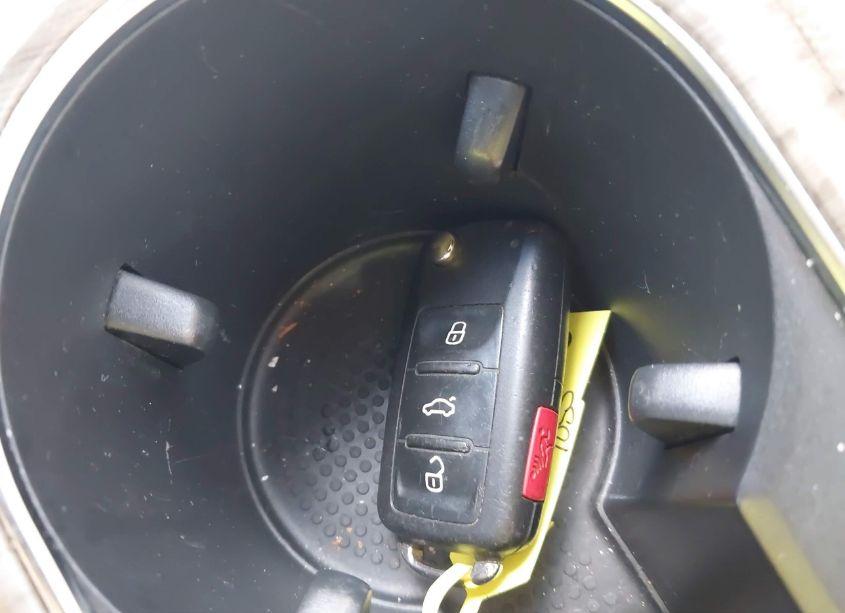 Photo 11 of 2018 Volkswagen Passat 2.0T SE (VIN 1VWBA7A33JC027939)