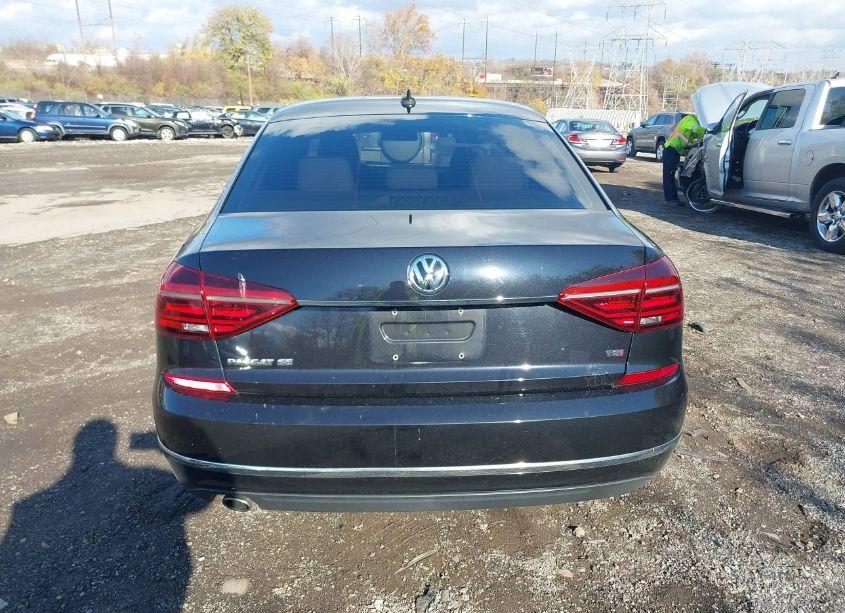 Photo 17 of 2018 Volkswagen Passat 2.0T SE (VIN 1VWBA7A33JC027939)