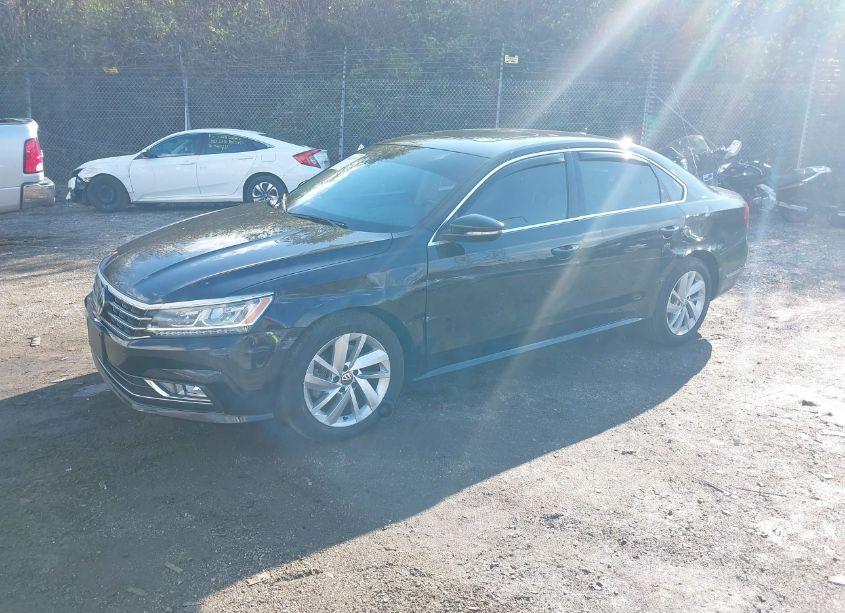Photo 2 of 2018 Volkswagen Passat 2.0T SE (VIN 1VWBA7A33JC027939)
