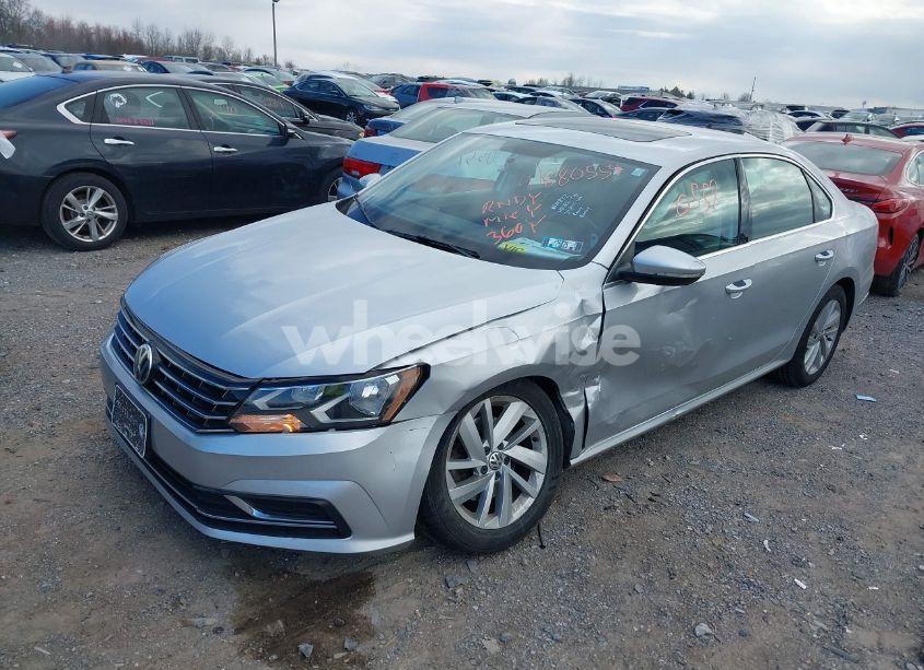 Photo 2 of 2018 Volkswagen Passat 2.0T SE (VIN 1VWBA7A33JC052324)