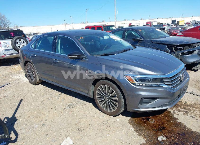 2022 Volkswagen Passat 2.0T LIMITED EDITION (VIN 1VWBA7A33NC009785) main photo