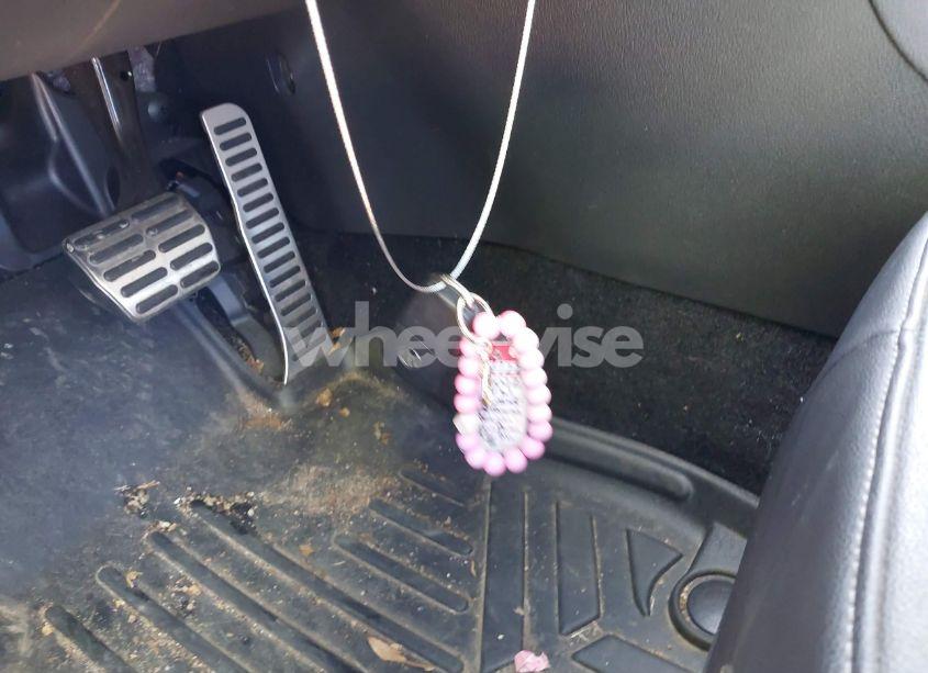 Photo 11 of 2022 Volkswagen Passat 2.0T LIMITED EDITION (VIN 1VWBA7A33NC009785)