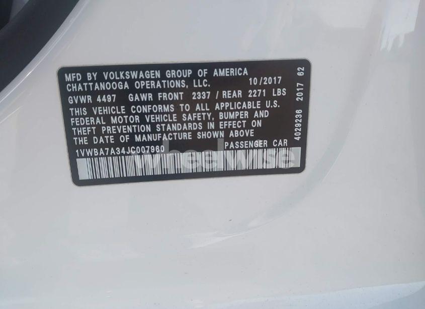 Photo 9 of 2018 Volkswagen Passat 2.0T SE (VIN 1VWBA7A34JC007960)