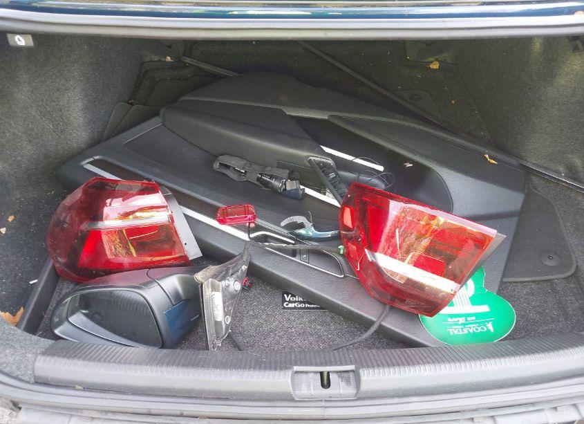 Photo 12 of 2018 Volkswagen Passat 2.0T SE (VIN 1VWBA7A34JC041803)