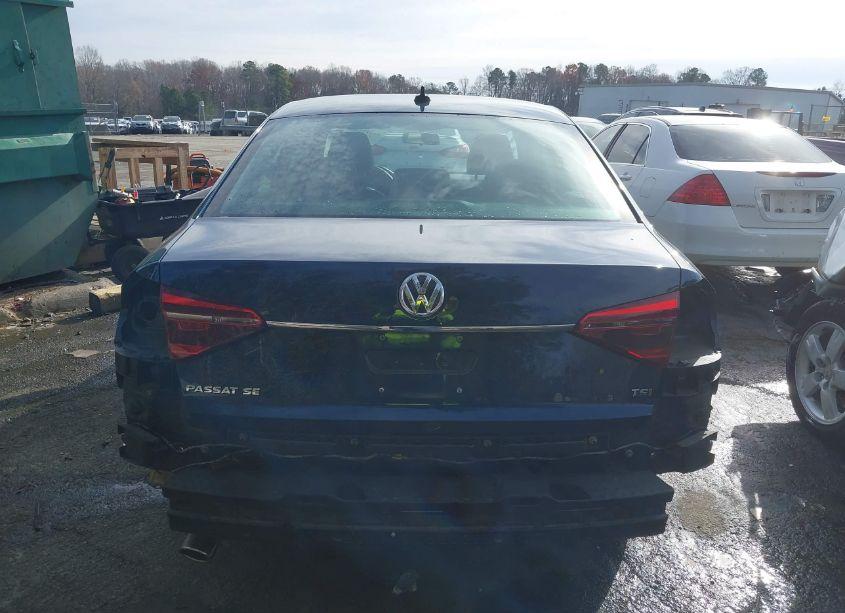 Photo 17 of 2018 Volkswagen Passat 2.0T SE (VIN 1VWBA7A34JC041803)