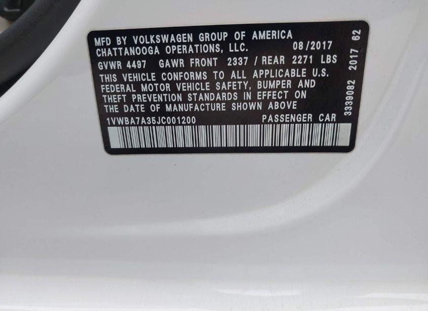 Photo 9 of 2018 Volkswagen Passat 2.0T SE (VIN 1VWBA7A35JC001200)
