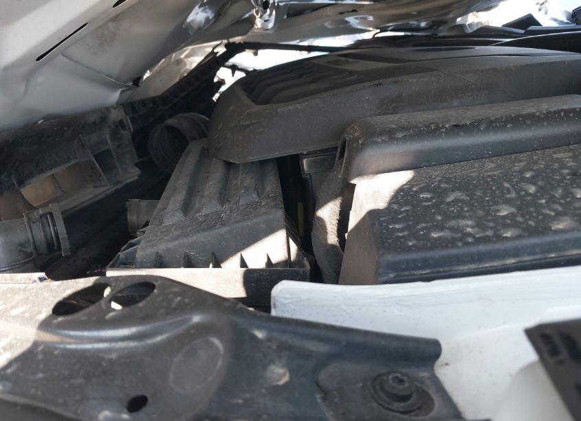 Photo 10 of 2018 Volkswagen Passat 2.0T SE (VIN 1VWBA7A35JC032267)