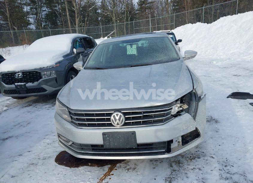 Photo 13 of 2018 Volkswagen Passat 2.0T SE (VIN 1VWBA7A36JC005949)