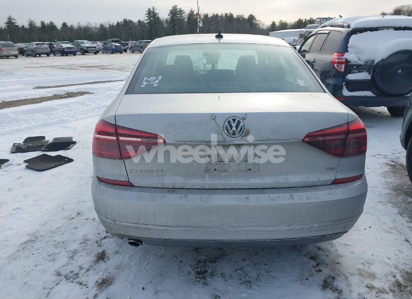Photo 17 of 2018 Volkswagen Passat 2.0T SE (VIN 1VWBA7A36JC005949)