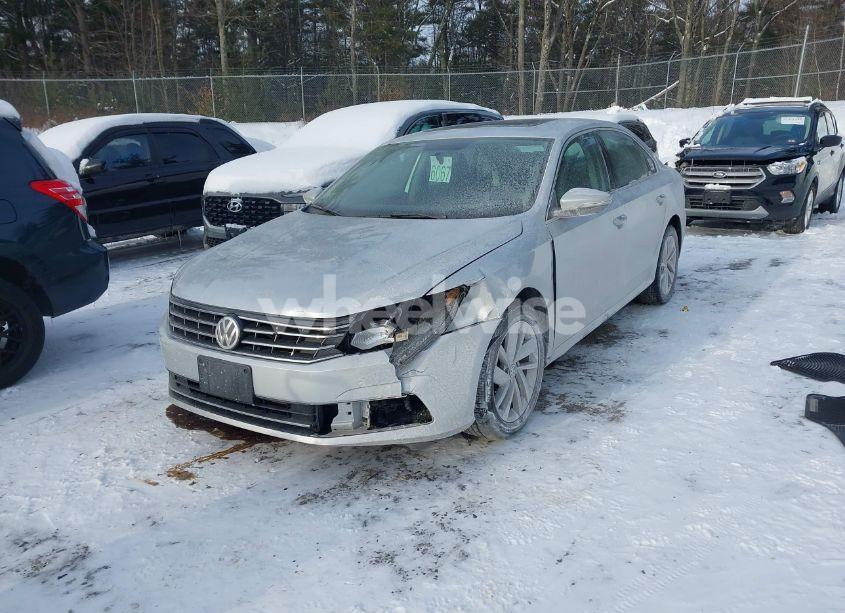 Photo 2 of 2018 Volkswagen Passat 2.0T SE (VIN 1VWBA7A36JC005949)
