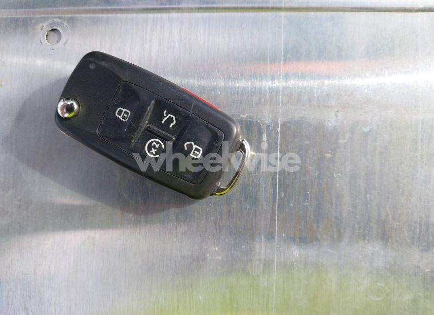 Photo 11 of 2018 Volkswagen Passat 2.0T SE (VIN 1VWBA7A36JC040815)