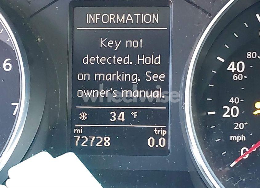 Photo 15 of 2018 Volkswagen Passat 2.0T SE (VIN 1VWBA7A36JC050177)