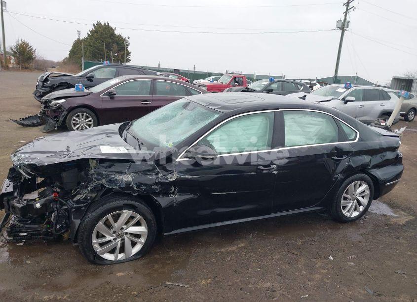 Photo 14 of 2018 Volkswagen Passat 2.0T SE (VIN 1VWBA7A37JC006446)