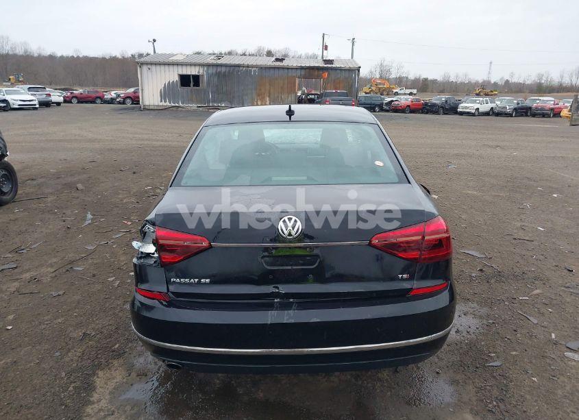 Photo 16 of 2018 Volkswagen Passat 2.0T SE (VIN 1VWBA7A37JC006446)
