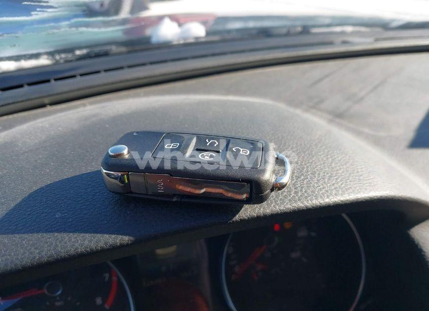 Photo 11 of 2018 Volkswagen Passat 2.0T SE (VIN 1VWBA7A37JC008536)