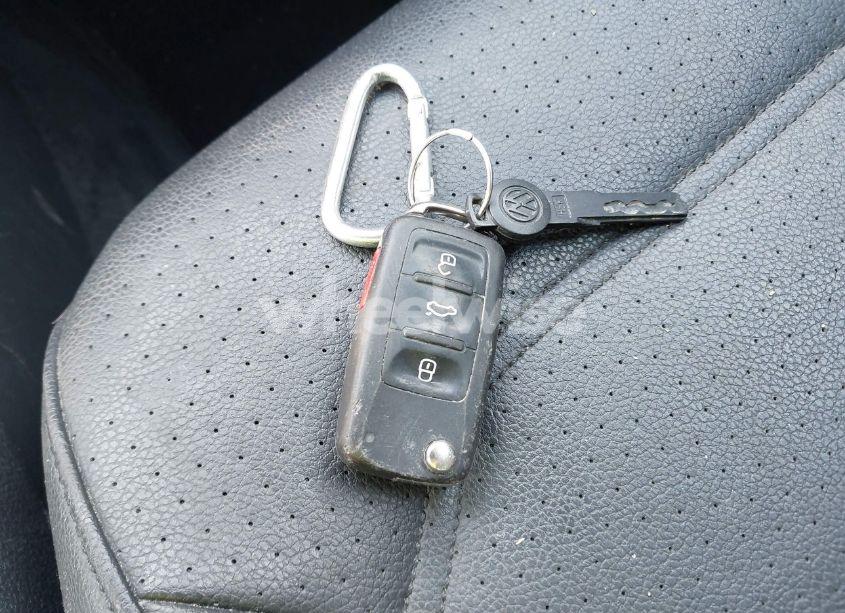 Photo 11 of 2018 Volkswagen Passat 2.0T SE (VIN 1VWBA7A38JC009419)