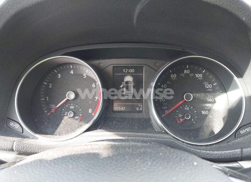 Photo 7 of 2018 Volkswagen Passat 2.0T SE (VIN 1VWBA7A38JC009419)