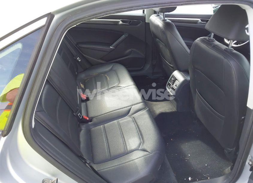 Photo 8 of 2018 Volkswagen Passat 2.0T SE (VIN 1VWBA7A38JC009419)
