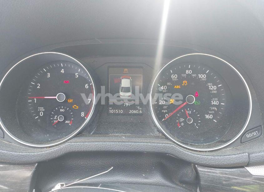 Photo 7 of 2018 Volkswagen Passat 2.0T SE (VIN 1VWBA7A38JC040945)