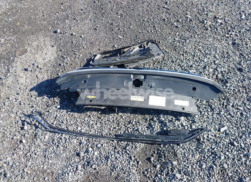 Photo 12 of 2018 Volkswagen Passat 2.0T SE (VIN 1VWBA7A38JC041870)