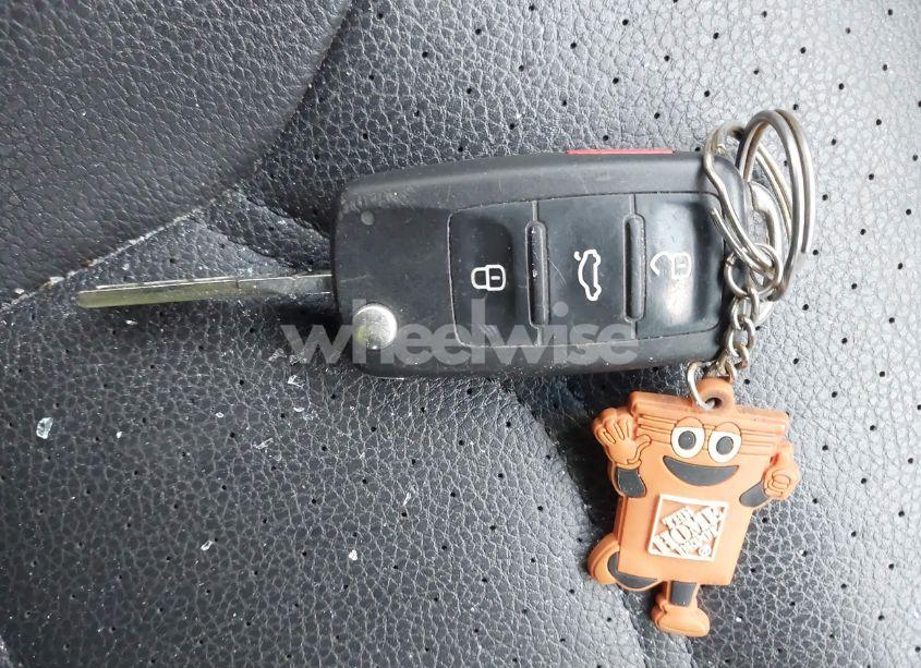 Photo 11 of 2018 Volkswagen Passat 2.0T SE (VIN 1VWBA7A39JC021949)