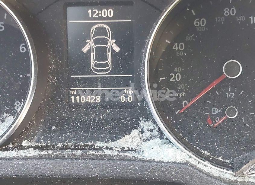 Photo 15 of 2018 Volkswagen Passat 2.0T SE (VIN 1VWBA7A39JC021949)