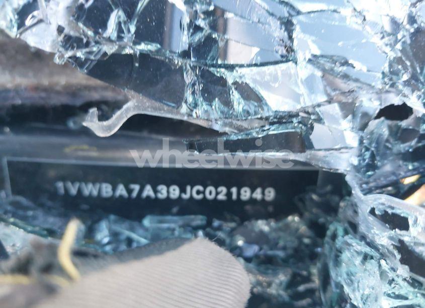 Photo 9 of 2018 Volkswagen Passat 2.0T SE (VIN 1VWBA7A39JC021949)