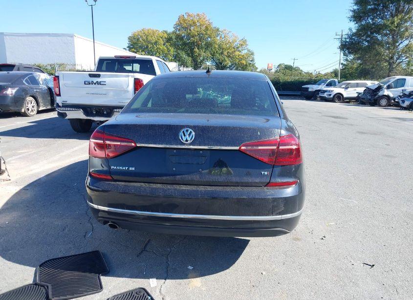 Photo 16 of 2018 Volkswagen Passat 2.0T SE (VIN 1VWBA7A39JC024785)