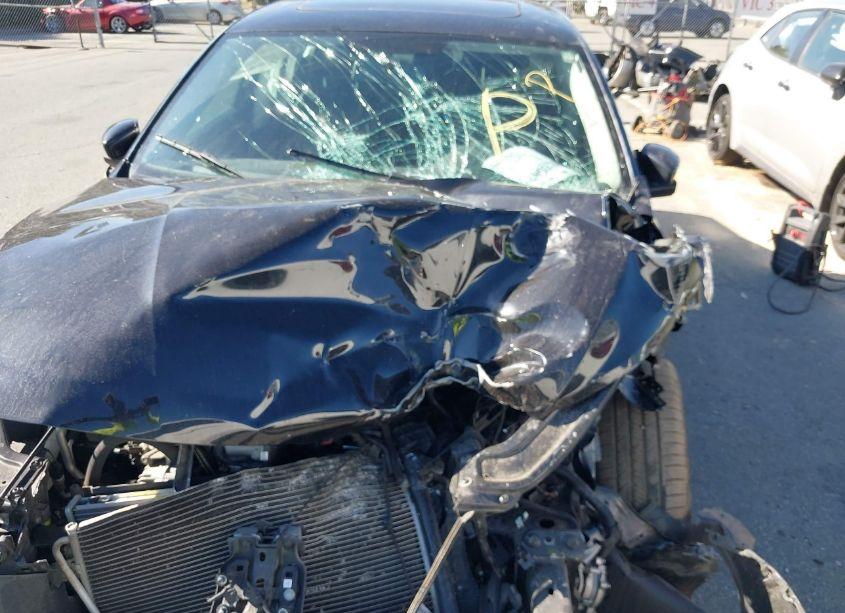 Photo 6 of 2018 Volkswagen Passat 2.0T SE (VIN 1VWBA7A39JC024785)