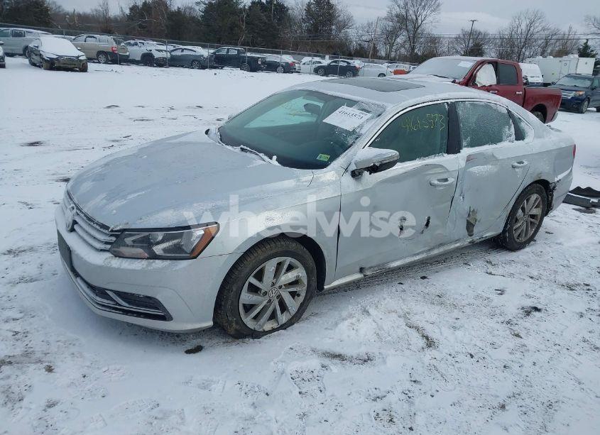 Photo 2 of 2018 Volkswagen Passat 2.0T SE (VIN 1VWBA7A39JC033373)